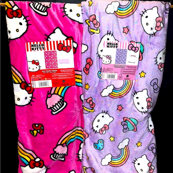 Hello Kitty viral blanket bundle